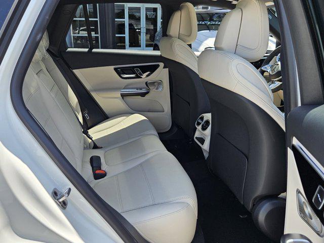 new 2025 Mercedes-Benz GLC 300 car, priced at $59,085