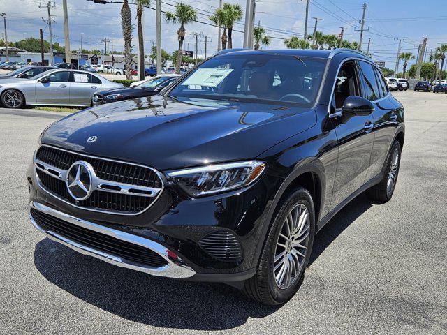 new 2025 Mercedes-Benz GLC 300 car, priced at $55,370