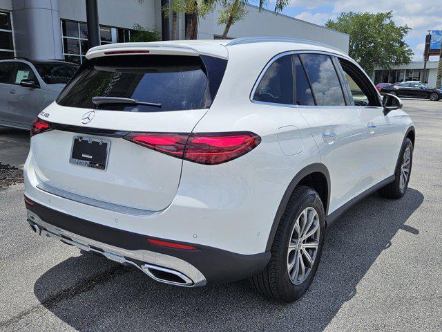 new 2025 Mercedes-Benz GLC 300 car, priced at $55,690