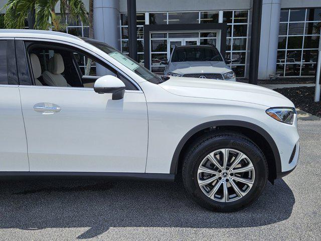 new 2025 Mercedes-Benz GLC 300 car, priced at $55,690