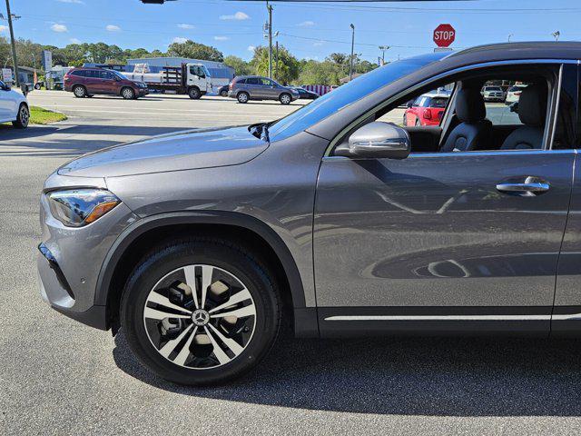 new 2025 Mercedes-Benz GLA 250 car, priced at $48,095