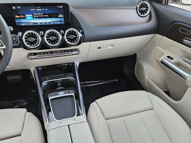 new 2026 Mercedes-Benz GLA 250 car, priced at $48,360