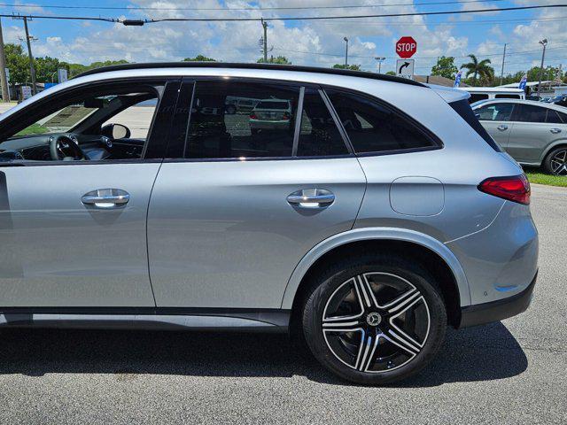 new 2025 Mercedes-Benz GLC 350e car, priced at $69,900