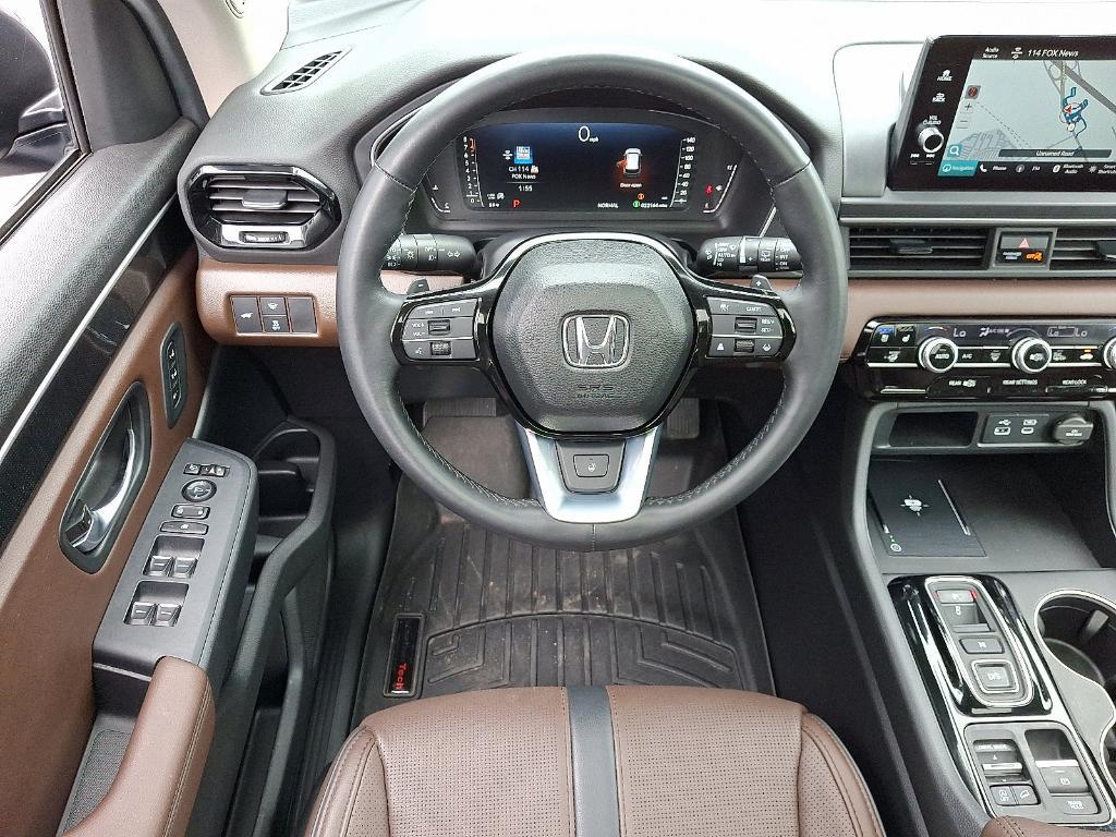 used 2025 Honda Pilot car, priced at $46,933