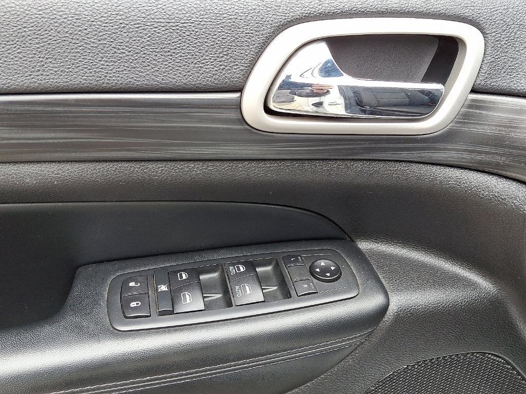 used 2020 Jeep Grand Cherokee car, priced at $19,963