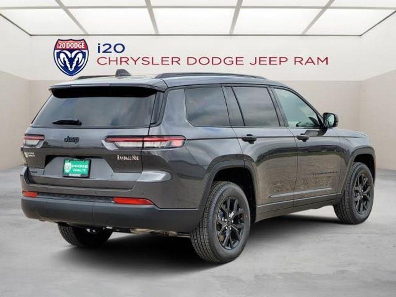 new 2024 Jeep Grand Cherokee L car, priced at $46,719