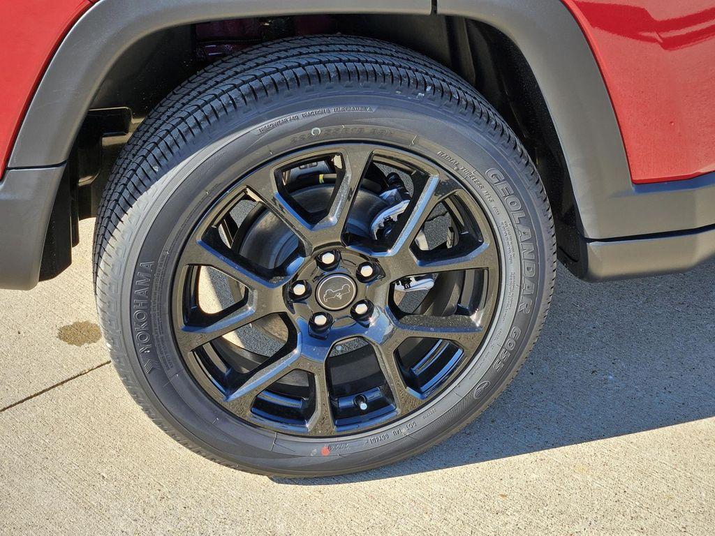 new 2025 Jeep Compass car, priced at $30,473