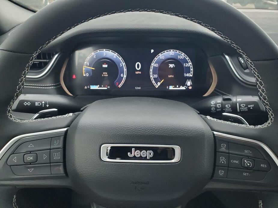 new 2024 Jeep Grand Cherokee car, priced at $42,843