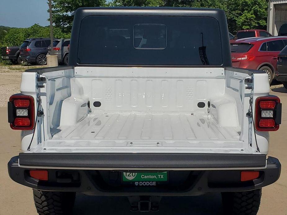 new 2024 Jeep Gladiator car, priced at $50,249