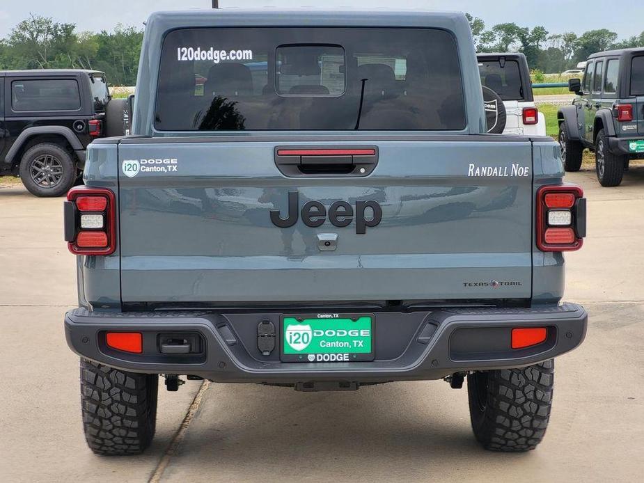 new 2024 Jeep Gladiator car, priced at $49,304