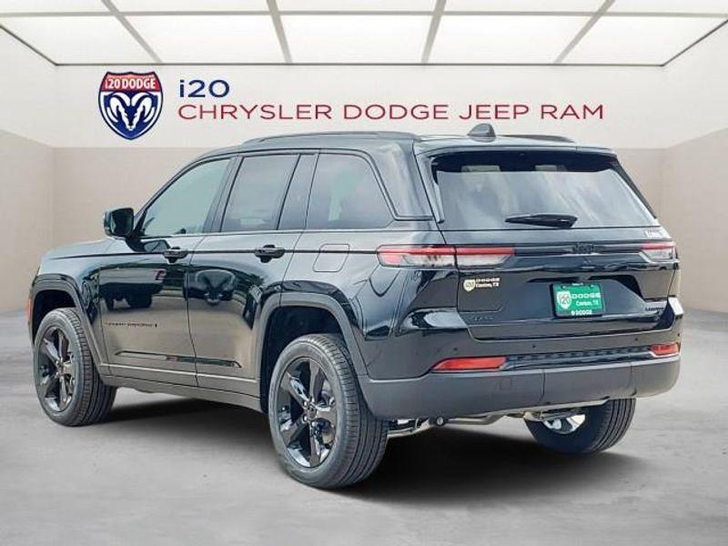 new 2024 Jeep Grand Cherokee car, priced at $51,959