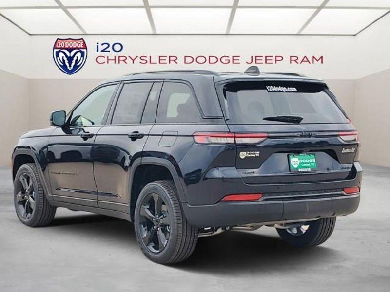 new 2024 Jeep Grand Cherokee car, priced at $51,995