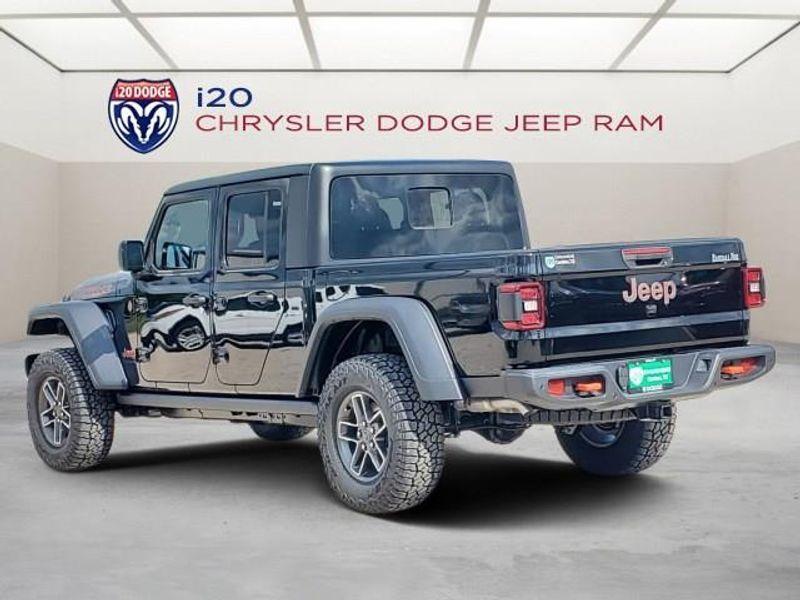 new 2024 Jeep Gladiator car, priced at $57,579