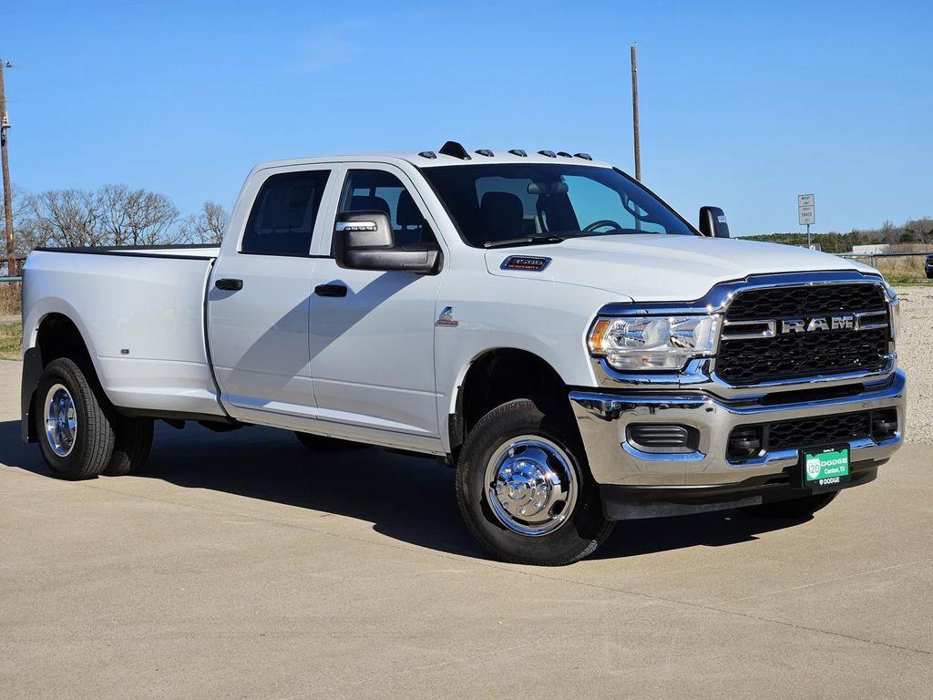 new 2024 Ram 3500 car, priced at $61,267