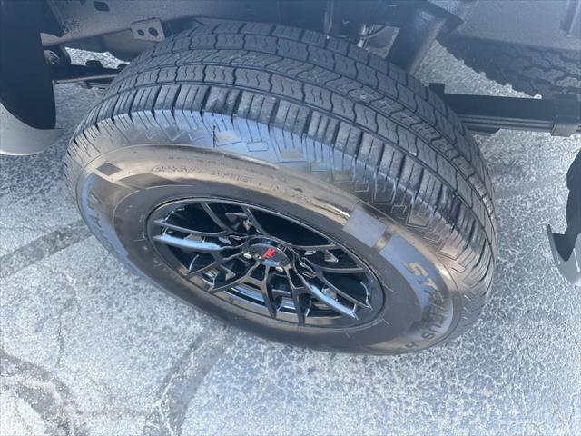 used 2006 Toyota Tacoma car, priced at $12,900