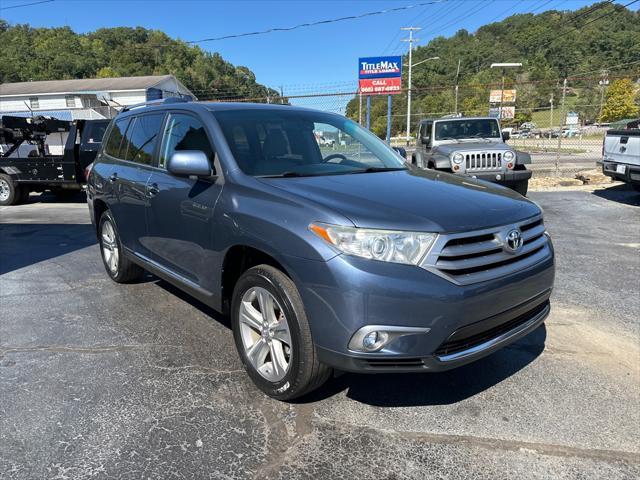 used 2013 Toyota Highlander car, priced at $14,900