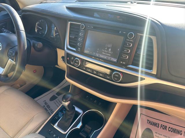 used 2016 Toyota Highlander car, priced at $14,900