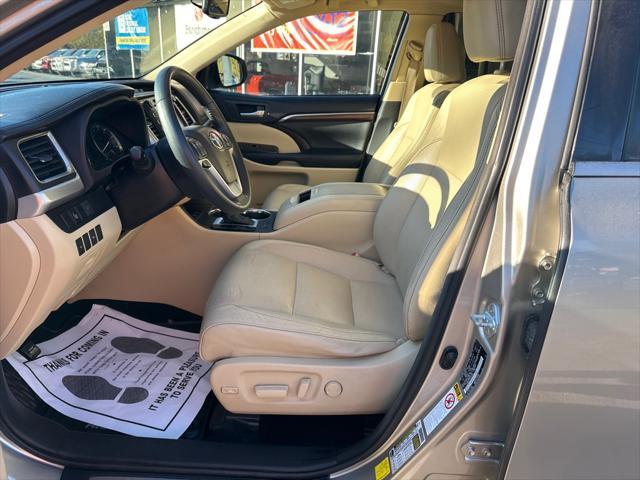 used 2016 Toyota Highlander car, priced at $14,900