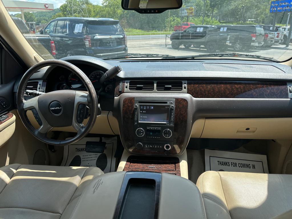 used 2013 GMC Yukon car, priced at $12,900