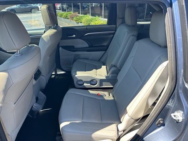 used 2016 Toyota Highlander car, priced at $15,900