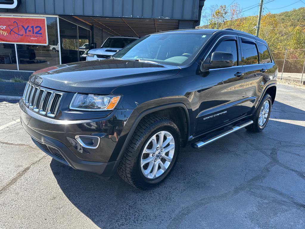 used 2015 Jeep Grand Cherokee car, priced at $5,900