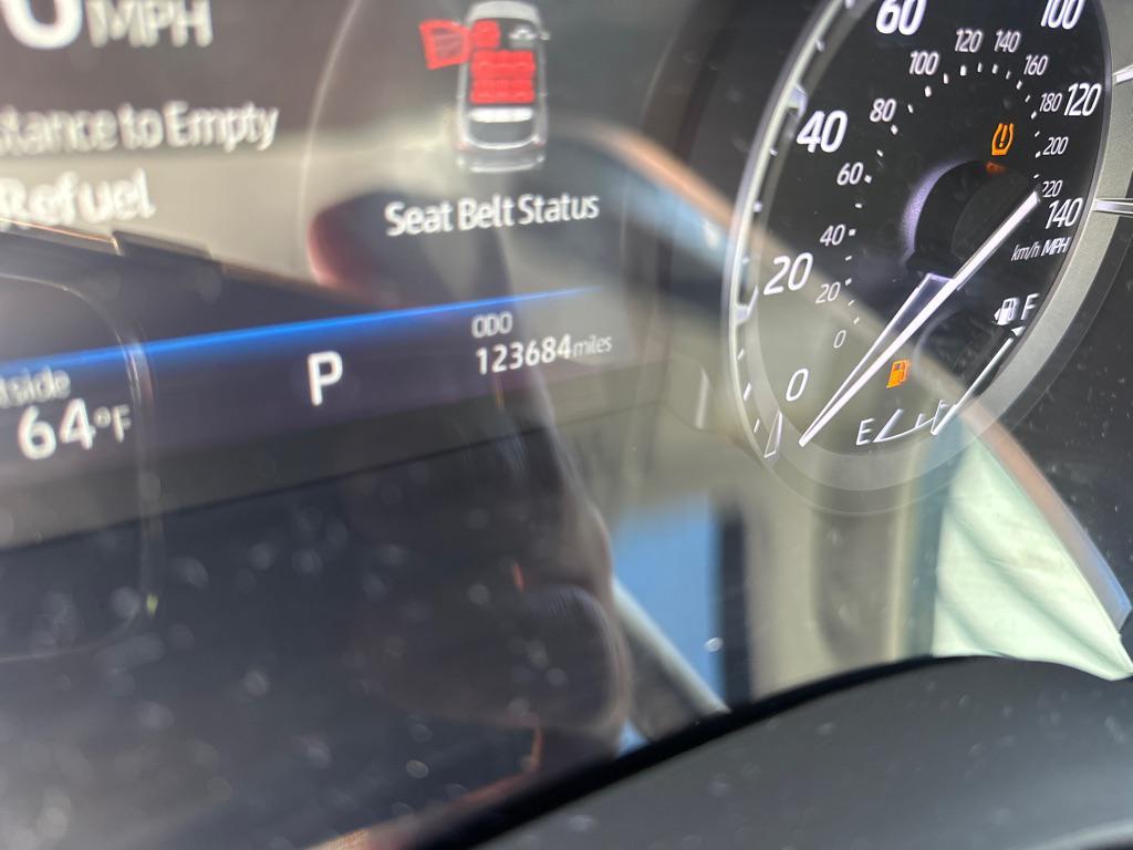 used 2021 Toyota Highlander car, priced at $24,500