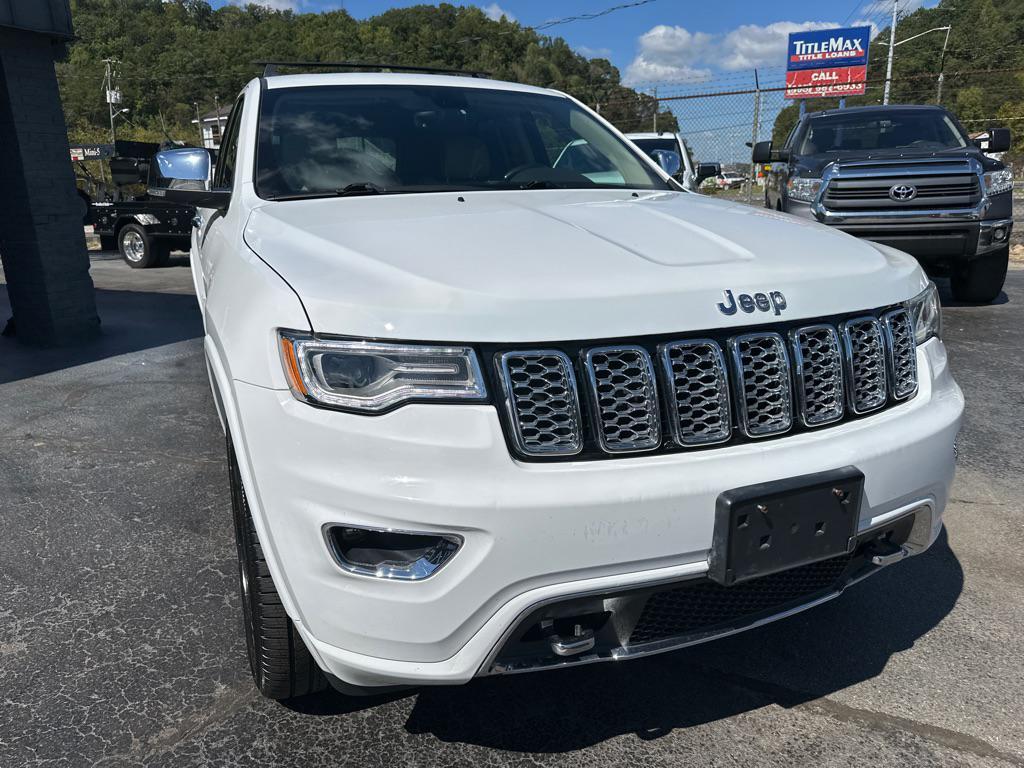 used 2017 Jeep Grand Cherokee car, priced at $13,900