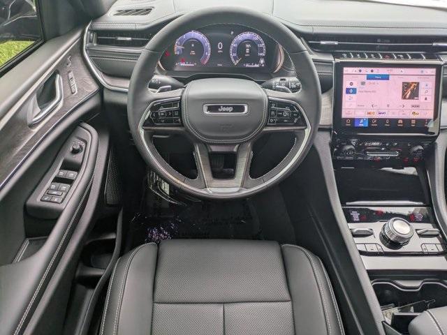 new 2025 Jeep Grand Cherokee car, priced at $61,115