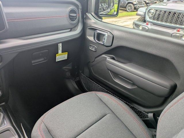 new 2025 Jeep Wrangler car, priced at $45,210