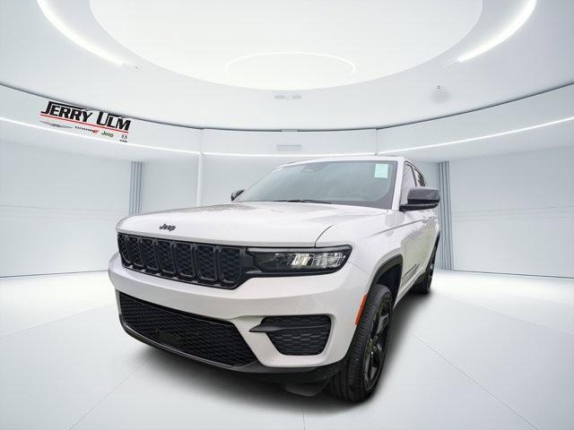 new 2025 Jeep Grand Cherokee car, priced at $36,775