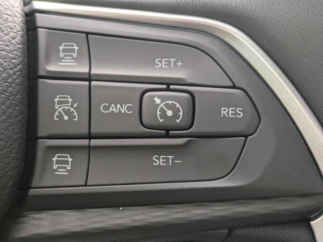 new 2025 Jeep Grand Cherokee car, priced at $36,775