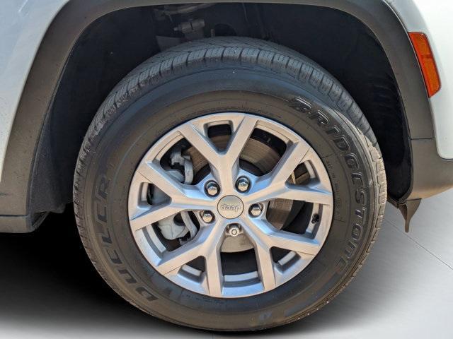 used 2022 Jeep Grand Cherokee car, priced at $19,467