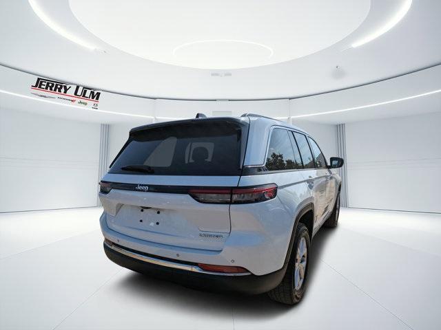 used 2022 Jeep Grand Cherokee car, priced at $19,467