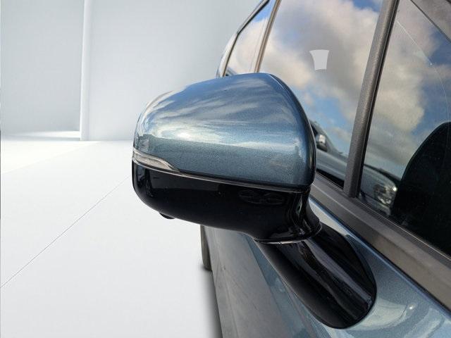 used 2022 Kia Carnival car, priced at $31,800
