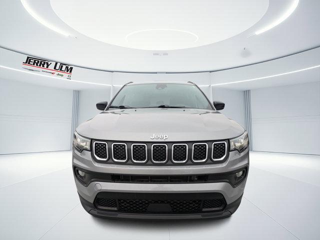 used 2024 Jeep Compass car, priced at $18,889