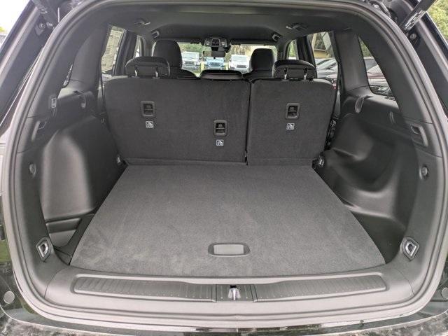 new 2025 Jeep Grand Cherokee car, priced at $37,225