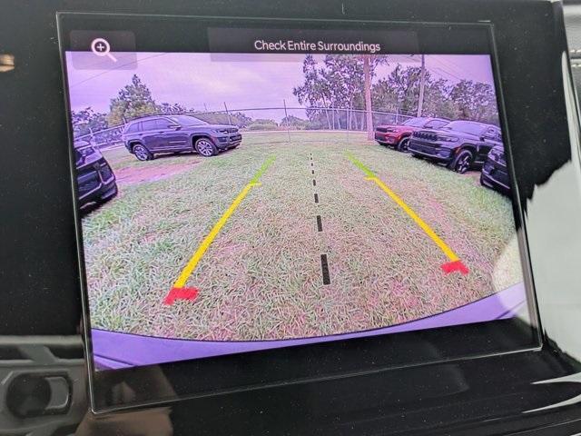 new 2025 Jeep Grand Cherokee car, priced at $37,225