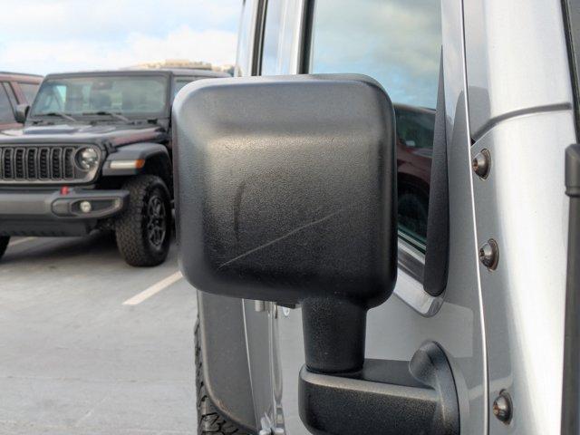 used 2015 Jeep Wrangler Unlimited car, priced at $15,288