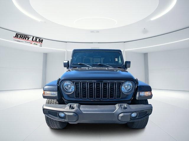 used 2024 Jeep Gladiator car, priced at $31,478