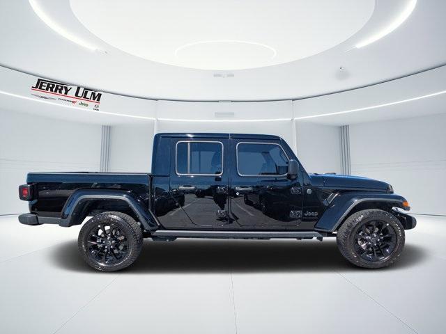 used 2024 Jeep Gladiator car, priced at $31,478