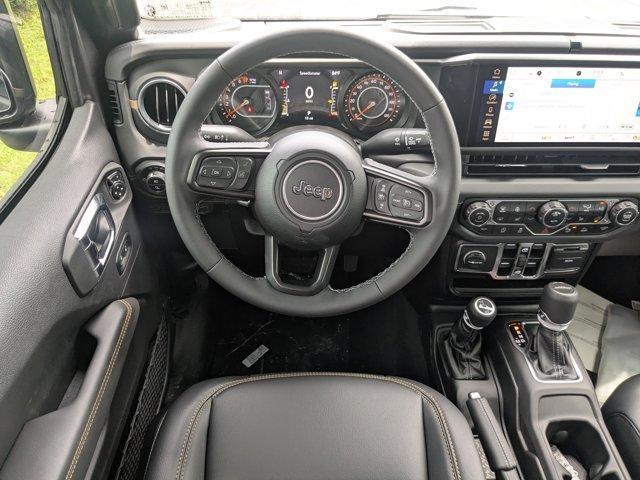new 2025 Jeep Gladiator car, priced at $38,280