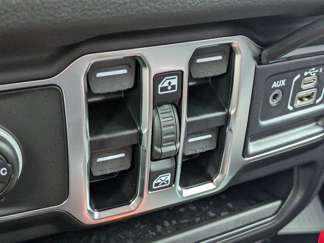 new 2025 Jeep Wrangler car, priced at $38,380
