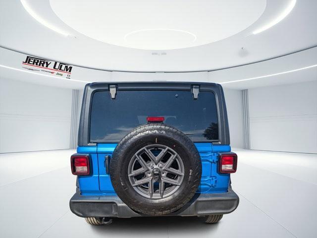 new 2026 Jeep Wrangler car, priced at $46,835