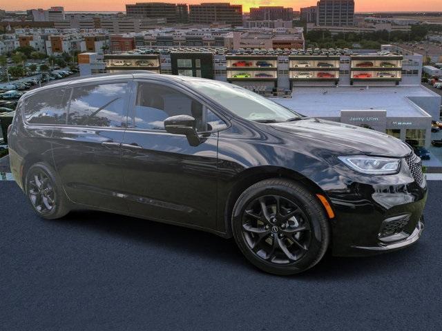 new 2026 Chrysler Pacifica car, priced at $54,600