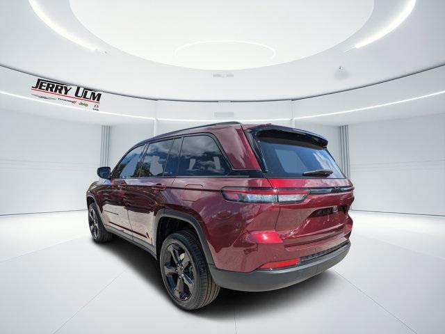 new 2025 Jeep Grand Cherokee car, priced at $40,735