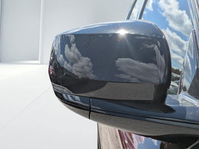new 2025 Jeep Grand Cherokee car, priced at $40,735