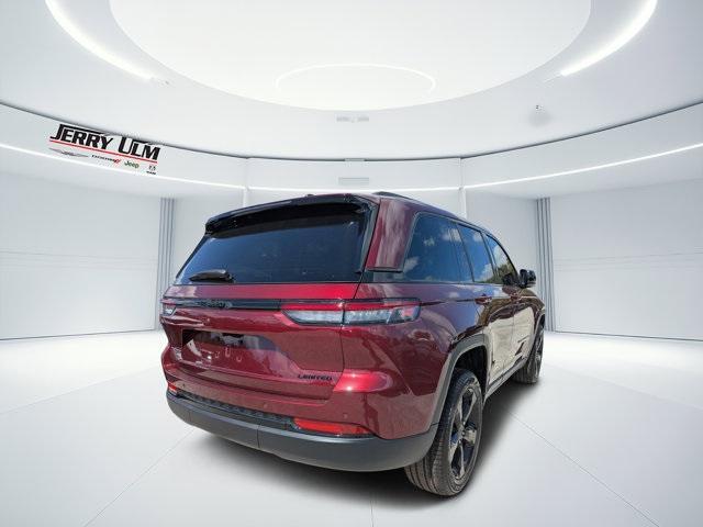 new 2025 Jeep Grand Cherokee car, priced at $40,735