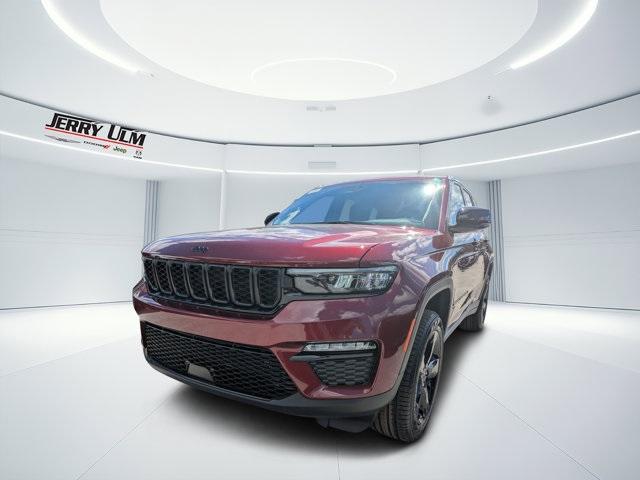 new 2025 Jeep Grand Cherokee car, priced at $40,735