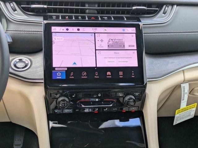 new 2025 Jeep Grand Cherokee car, priced at $45,630