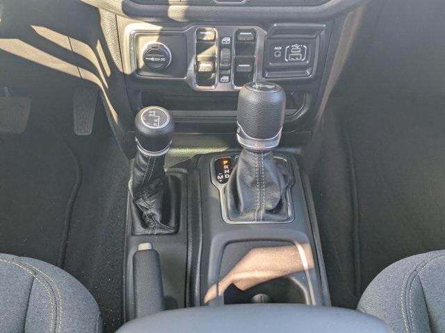 new 2025 Jeep Wrangler car, priced at $39,680